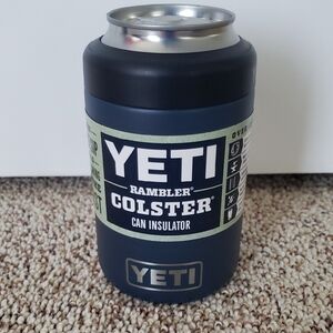 NWT YETI Rambler Colster Can Insulator - Navy